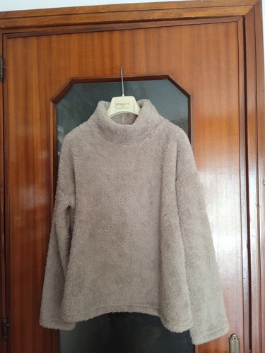 Maglione dolcevita beige in - a,